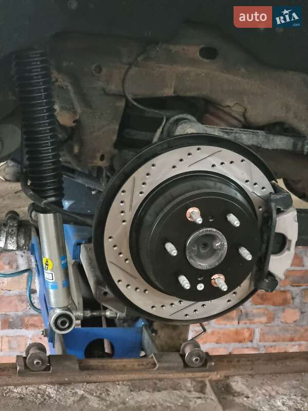 Внедорожник / Кроссовер Chevrolet Suburban 2017 в Киеве фото 11 Внедорожник / Кроссовер Chevrolet Suburban 2017 в Киеве