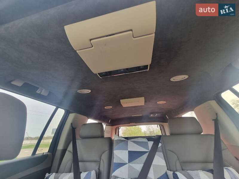 Внедорожник / Кроссовер Chevrolet Suburban 2017 в Киеве фото 27 Внедорожник / Кроссовер Chevrolet Suburban 2017 в Киеве
