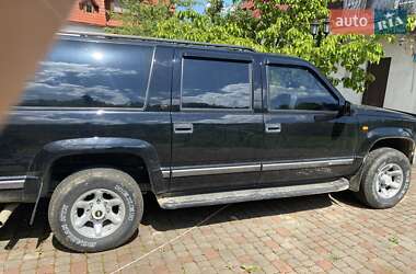 Внедорожник / Кроссовер Chevrolet Suburban 1999 в Стрые