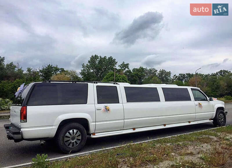 Позашляховик / Кросовер Chevrolet Suburban 1994 в Запоріжжі