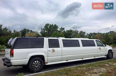 Позашляховик / Кросовер Chevrolet Suburban 1994 в 