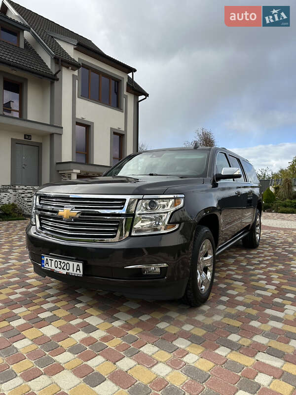 Внедорожник / Кроссовер Chevrolet Suburban 2015 в Калуше