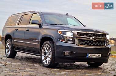 Внедорожник / Кроссовер Chevrolet Suburban 2018 в Киеве