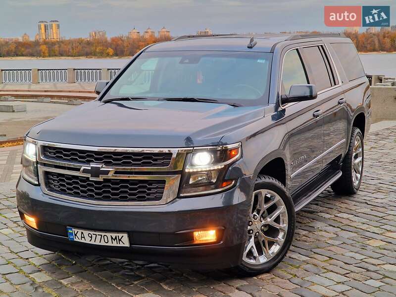 Внедорожник / Кроссовер Chevrolet Suburban 2018 в Киеве