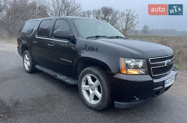 Позашляховик / Кросовер Chevrolet Suburban 2009 в 