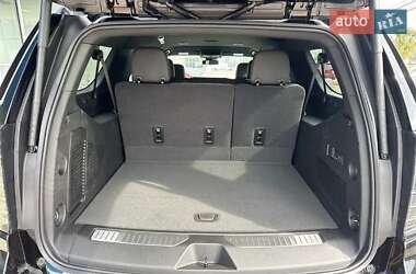 Внедорожник / Кроссовер Chevrolet Suburban 2025 в 