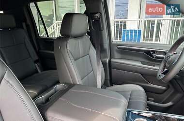 Внедорожник / Кроссовер Chevrolet Suburban 2025 в 