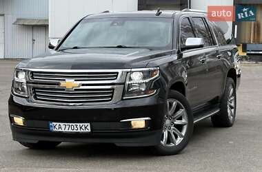 Позашляховик / Кросовер Chevrolet Suburban 2016 в Києві