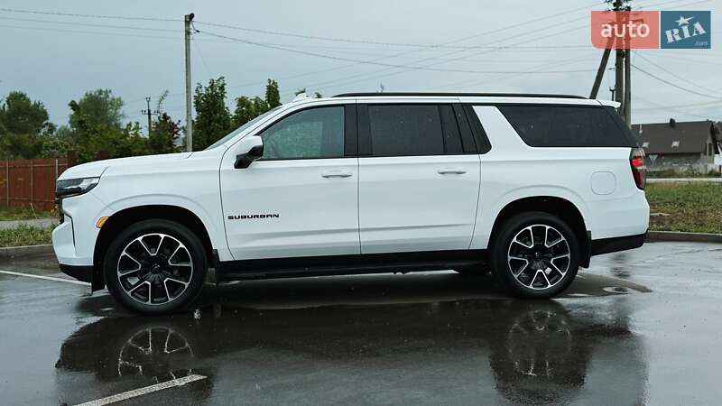 Позашляховик / Кросовер Chevrolet Suburban 2022 в Києві