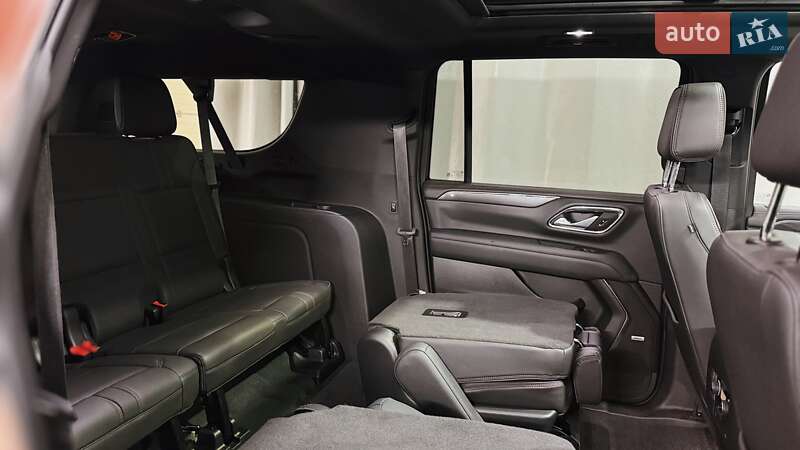 Позашляховик / Кросовер Chevrolet Suburban 2022 в Києві