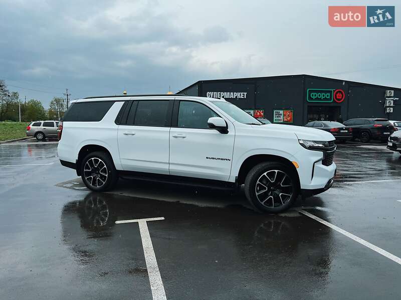 Позашляховик / Кросовер Chevrolet Suburban 2022 в Києві