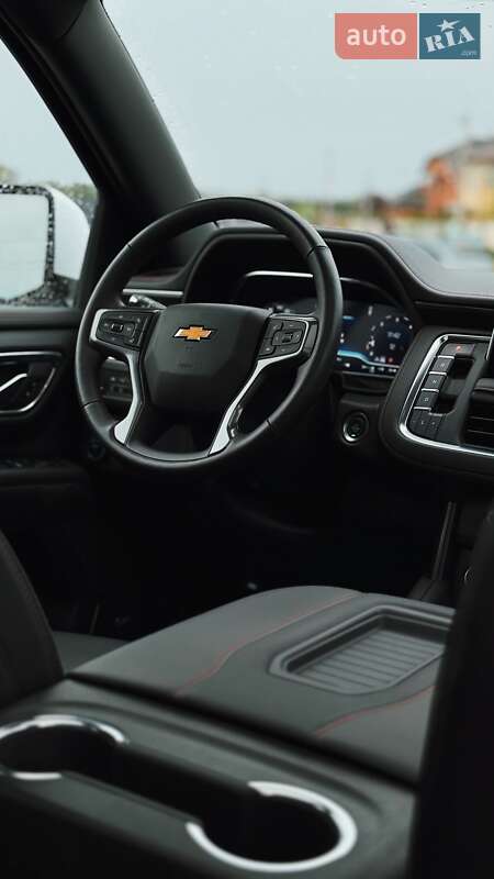 Позашляховик / Кросовер Chevrolet Suburban 2022 в Києві