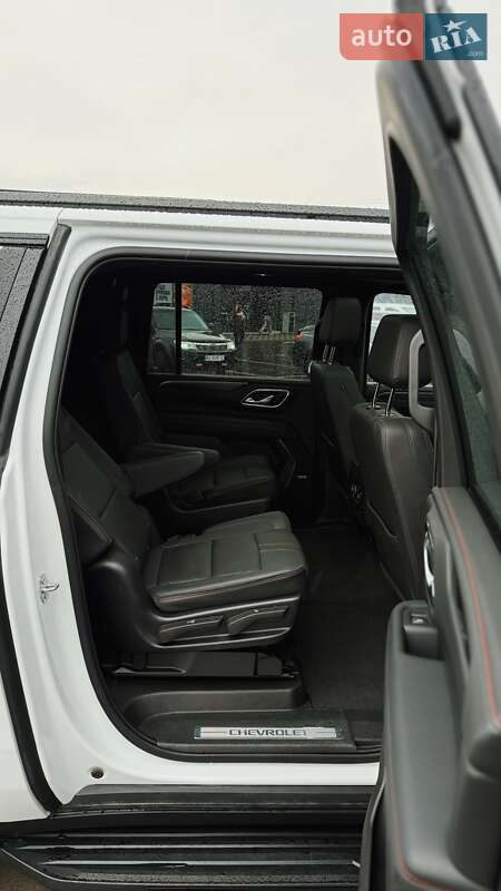 Позашляховик / Кросовер Chevrolet Suburban 2022 в Києві