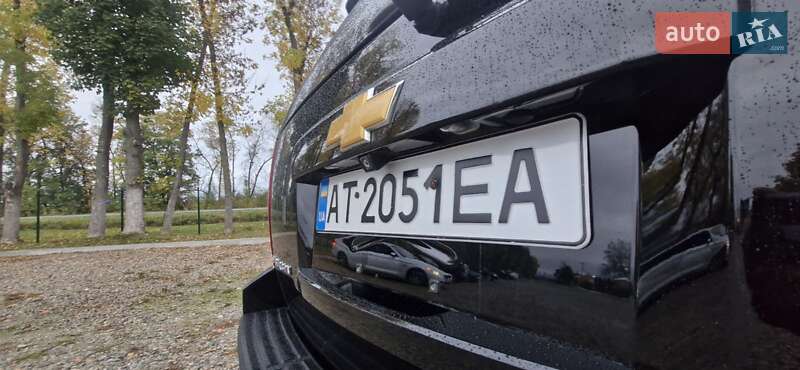 Позашляховик / Кросовер Chevrolet Suburban 2013 в Богородчанах