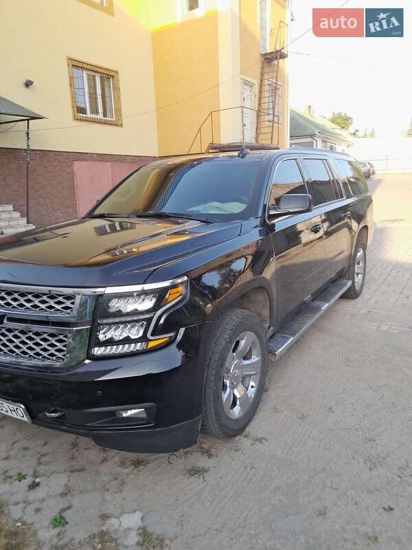 Chevrolet Suburban 2017