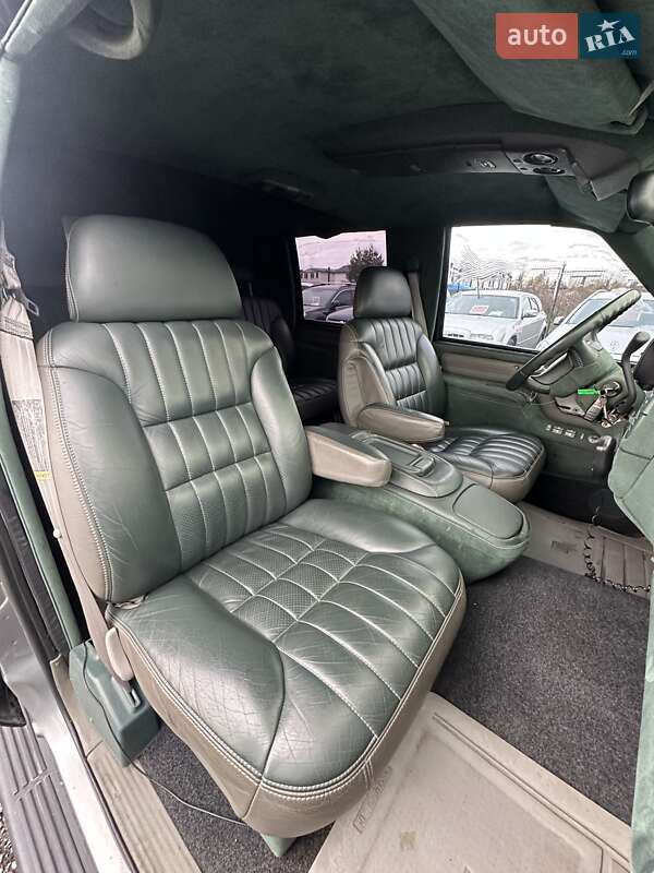 Внедорожник / Кроссовер Chevrolet Suburban 1997 в Белогородке фото 23 Внедорожник / Кроссовер Chevrolet Suburban 1997 в Белогородке