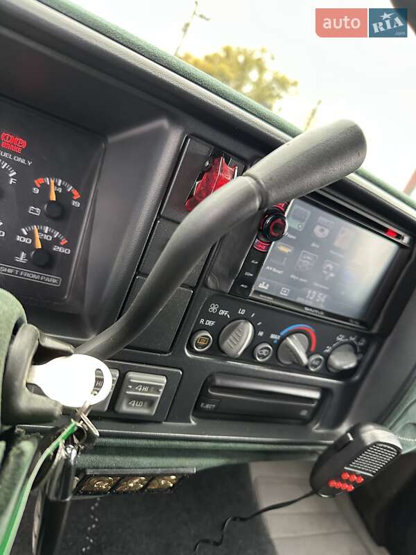 Внедорожник / Кроссовер Chevrolet Suburban 1997 в Белогородке фото 34 Внедорожник / Кроссовер Chevrolet Suburban 1997 в Белогородке