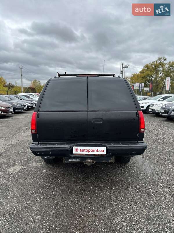 Внедорожник / Кроссовер Chevrolet Suburban 1997 в Белогородке