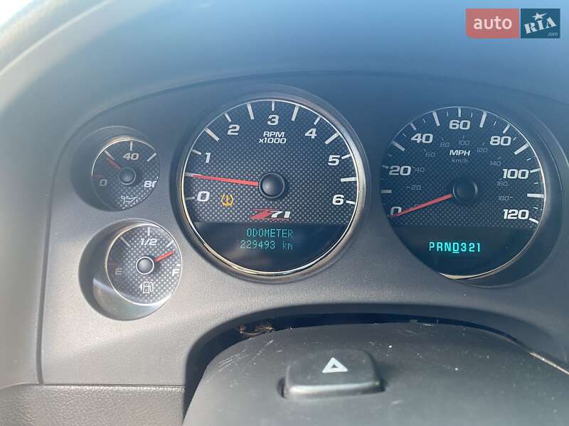 Внедорожник / Кроссовер Chevrolet Suburban 2007 в Виннице фото 10 Внедорожник / Кроссовер Chevrolet Suburban 2007 в Виннице