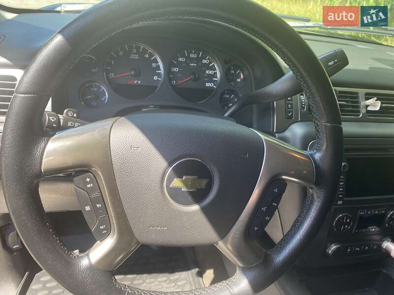 Внедорожник / Кроссовер Chevrolet Suburban 2007 в Виннице фото 16 Внедорожник / Кроссовер Chevrolet Suburban 2007 в Виннице