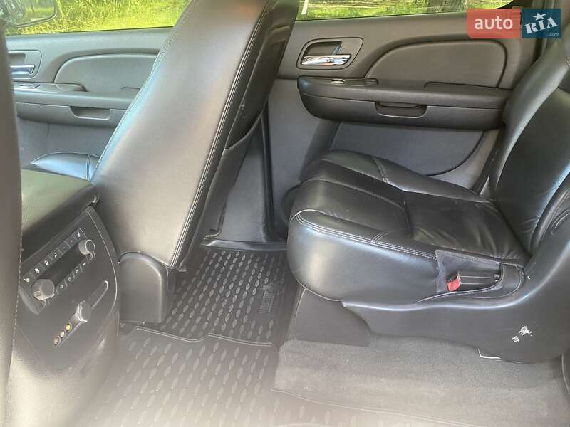 Внедорожник / Кроссовер Chevrolet Suburban 2007 в Виннице фото 21 Внедорожник / Кроссовер Chevrolet Suburban 2007 в Виннице