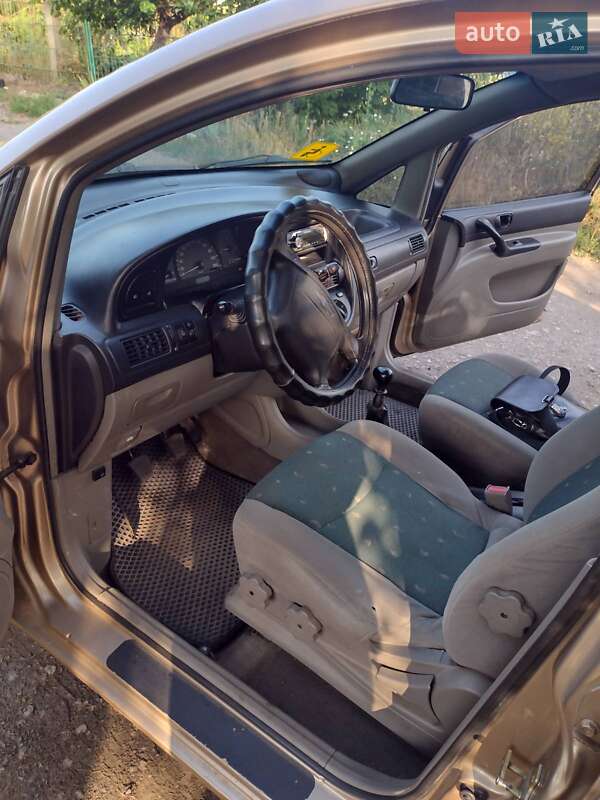 Универсал Chevrolet Tacuma 2005 в Днепре