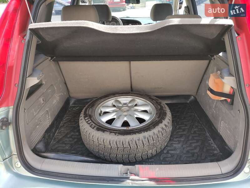 Универсал Chevrolet Tacuma 2004 в Львове