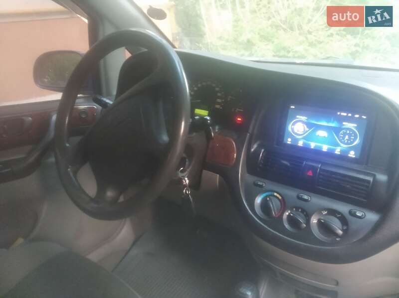 Універсал Chevrolet Tacuma 2004 в Корсунь-Шевченківському