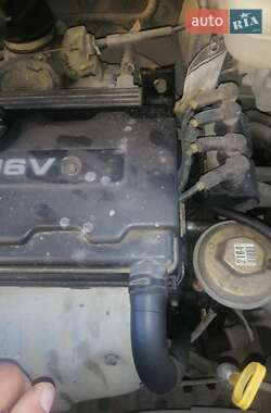 Минивэн Chevrolet Tacuma 2006 в 