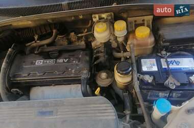 Минивэн Chevrolet Tacuma 2006 в 
