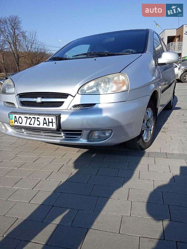 Минивэн Chevrolet Tacuma 2006 в 