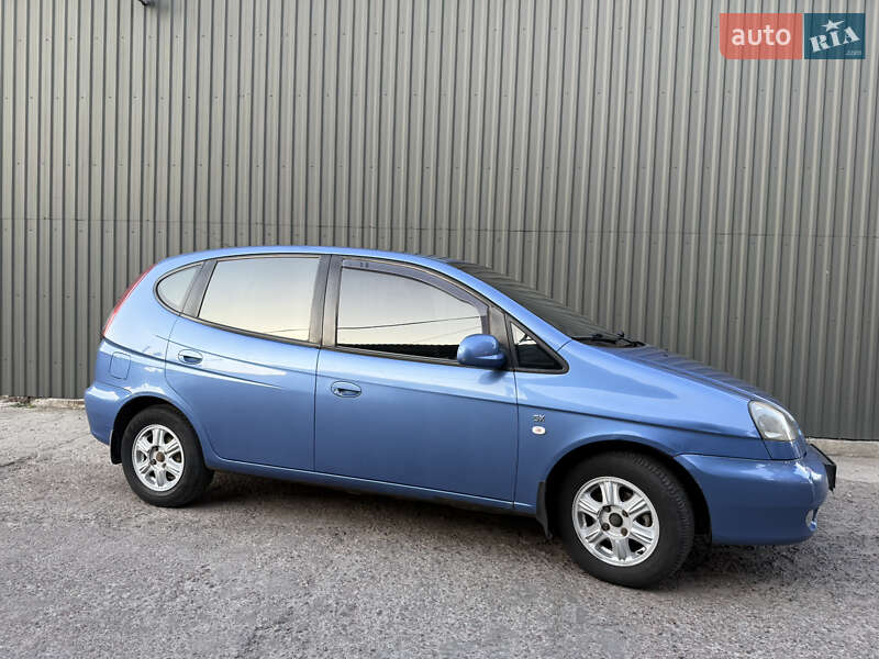 Минивэн Chevrolet Tacuma 2006 в Киеве
