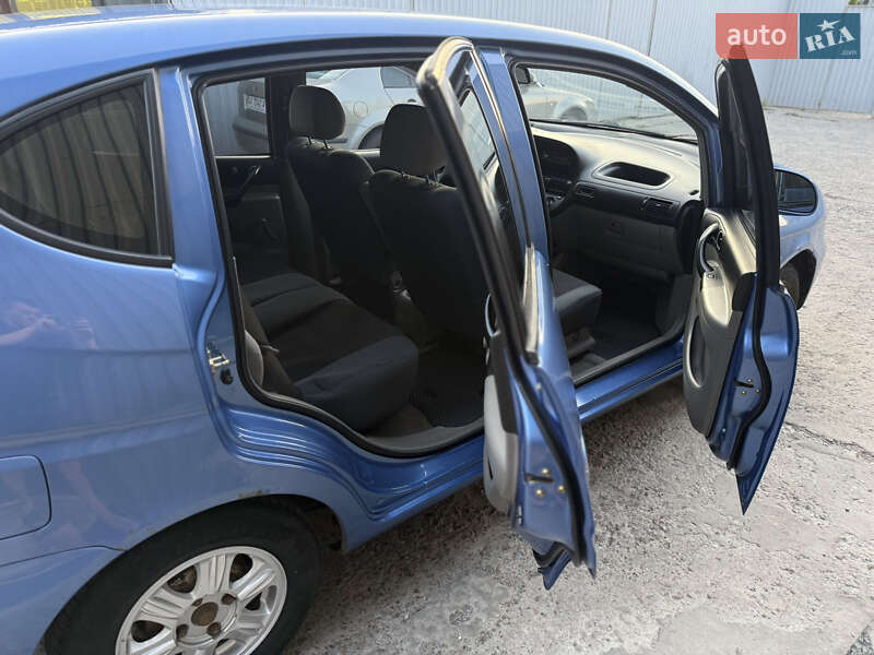 Минивэн Chevrolet Tacuma 2006 в Киеве