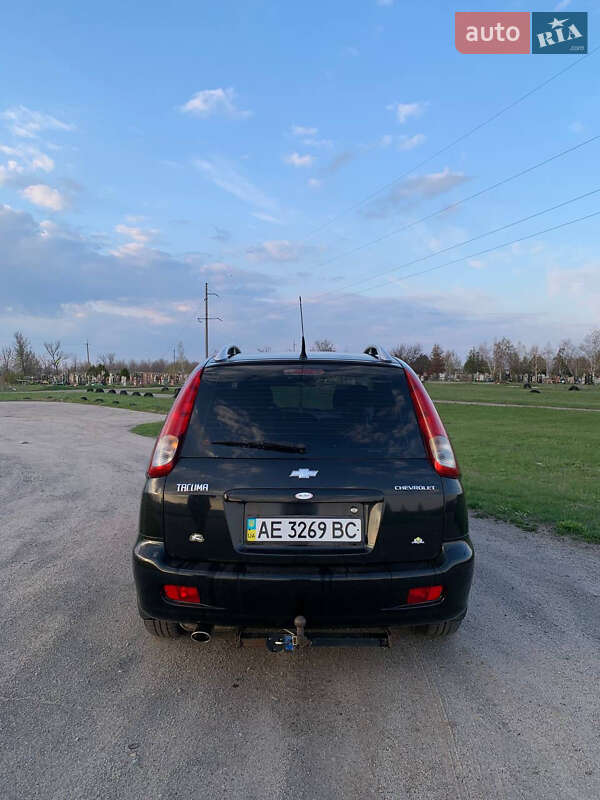 Минивэн Chevrolet Tacuma 2006 в Томаковке