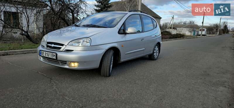 Минивэн Chevrolet Tacuma 2004 в Николаеве фото 10 Минивэн Chevrolet Tacuma 2004 в Николаеве