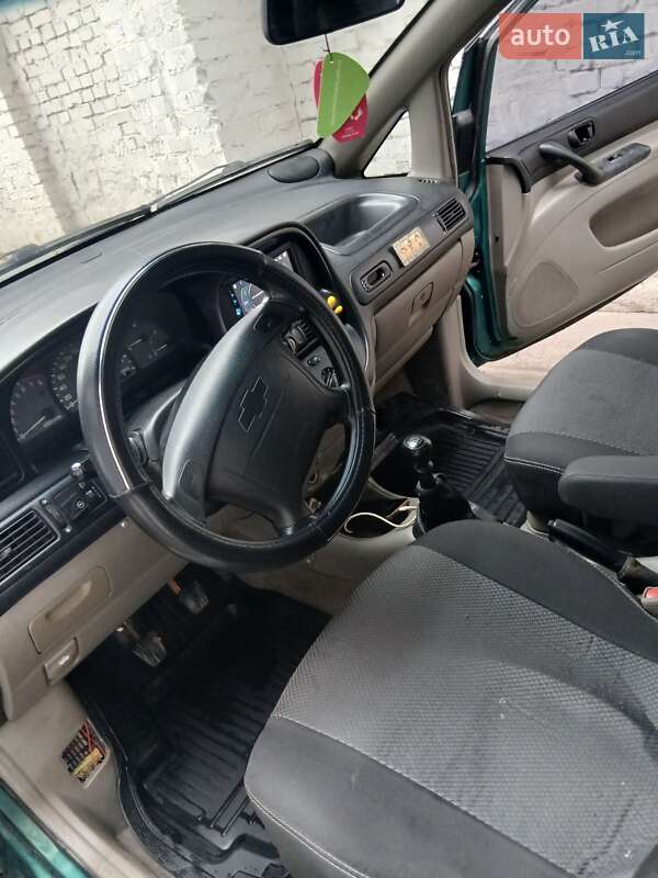 Минивэн Chevrolet Tacuma 2004 в Виннице фото 9 Минивэн Chevrolet Tacuma 2004 в Виннице