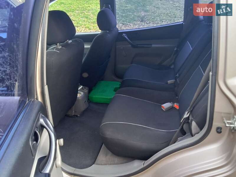 Минивэн Chevrolet Tacuma 2008 в Кременчуге фото 6 Минивэн Chevrolet Tacuma 2008 в Кременчуге