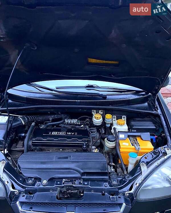 Мінівен Chevrolet Tacuma 2008 в Сахновщині