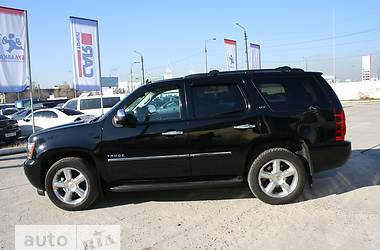 Внедорожник / Кроссовер Chevrolet Tahoe 2011 в 