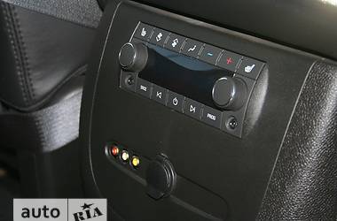 Внедорожник / Кроссовер Chevrolet Tahoe 2011 в 