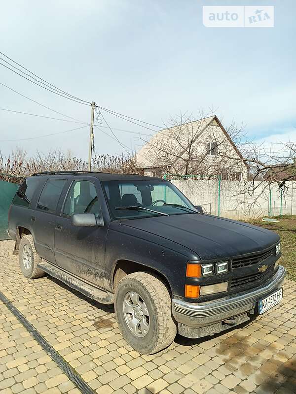 Внедорожник / Кроссовер Chevrolet Tahoe 1996 в Полтаве