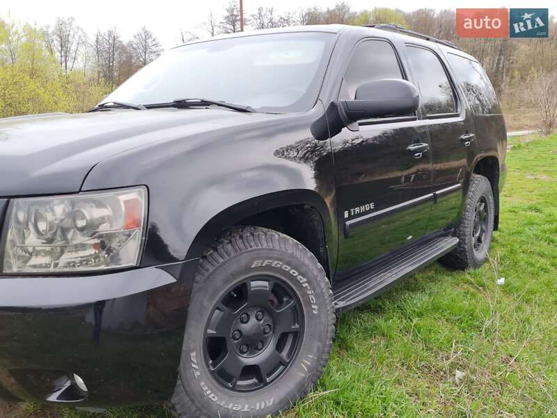 Внедорожник / Кроссовер Chevrolet Tahoe 2006 в Киеве