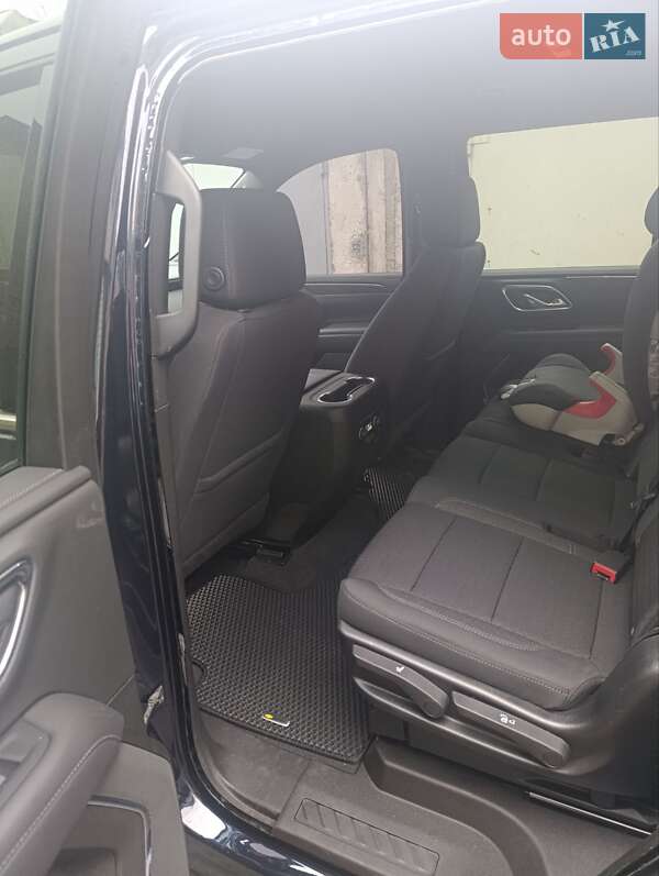 Внедорожник / Кроссовер Chevrolet Tahoe 2021 в Киеве