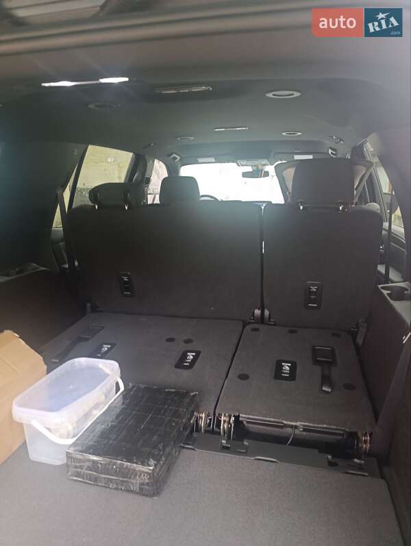 Внедорожник / Кроссовер Chevrolet Tahoe 2021 в Киеве