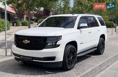 Позашляховик / Кросовер Chevrolet Tahoe 2014 в Києві