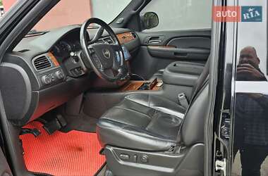 Внедорожник / Кроссовер Chevrolet Tahoe 2008 в 
