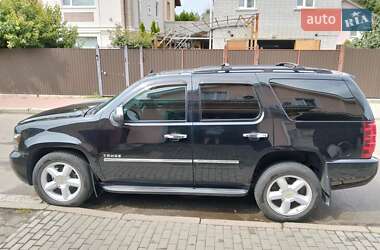 Внедорожник / Кроссовер Chevrolet Tahoe 2011 в Киеве