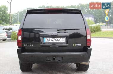 Внедорожник / Кроссовер Chevrolet Tahoe 2008 в 