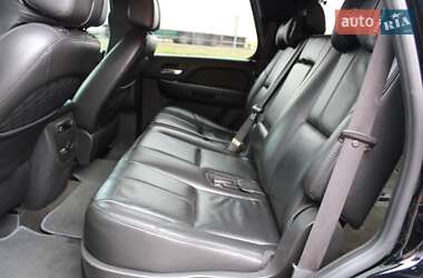 Внедорожник / Кроссовер Chevrolet Tahoe 2008 в 