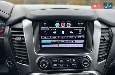 Внедорожник / Кроссовер Chevrolet Tahoe 2015 в 